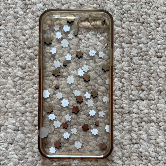 Bundle of IPhone 12 Cases - Picture 4 of 5